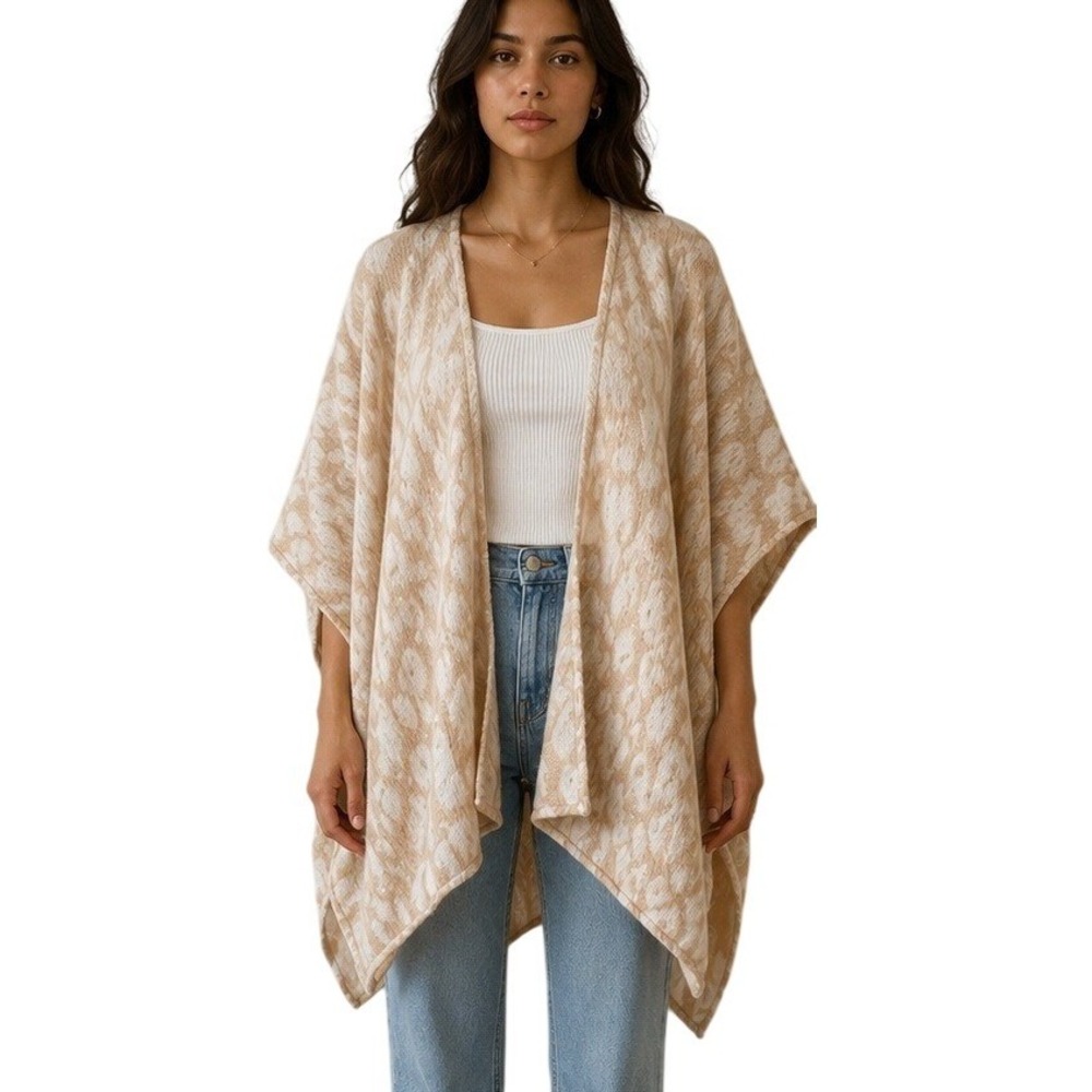 Steve Madden Womens Animal Print Knit Poncho Wrap Beige Cream One Size NEW